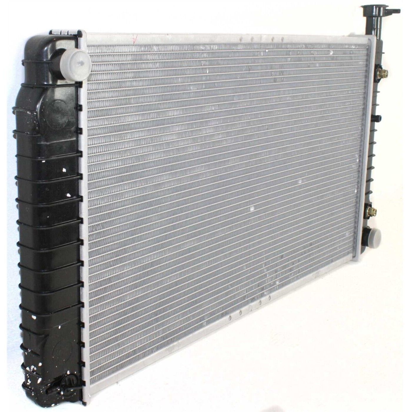 Radiator For 1996-2002 GMC Savana 3500 Base Cutaway Van 4.3 5.0 5.7L Engines