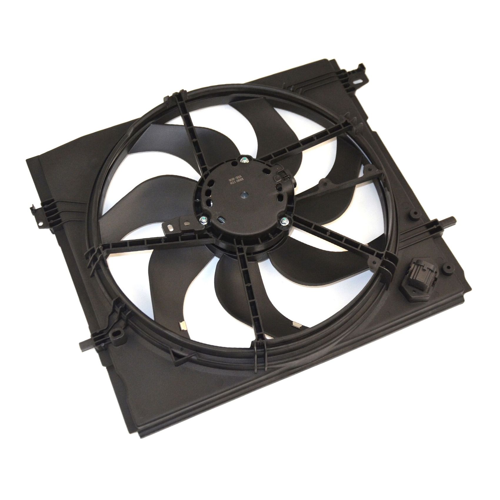 Engine Radiator Cooling Fan Assembly For 17-19 Rogue Sport S Sport Utility 2.0L